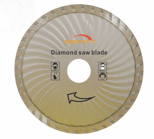 Continuous Rim Diamond Saw Blade