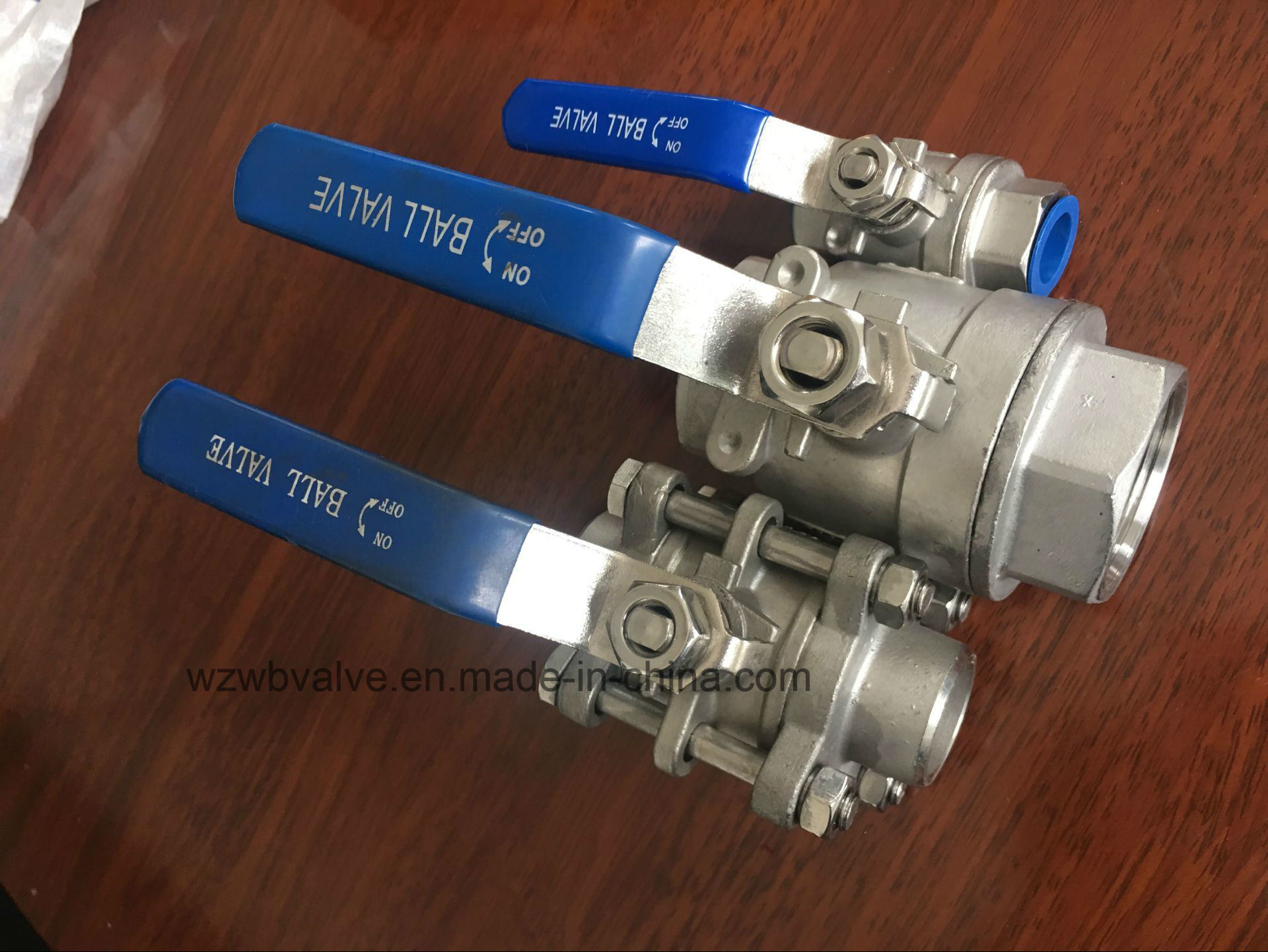 Stainless Steel 3PC Butt-Welding 3 Way Direct Mounting Pad Ball Valve