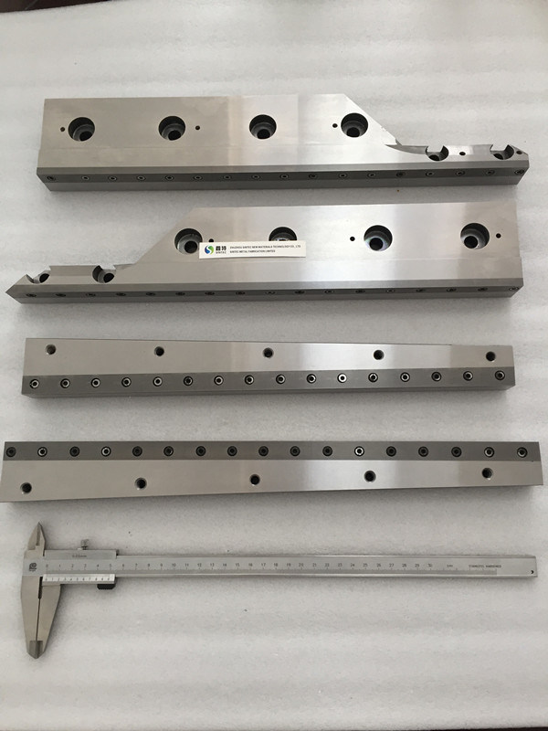 Machine Knives and Replacement Blades