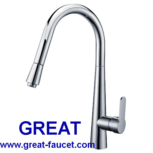 Brass Pull-out Kitchen Sink Tap and Faucet (GL90104A104)