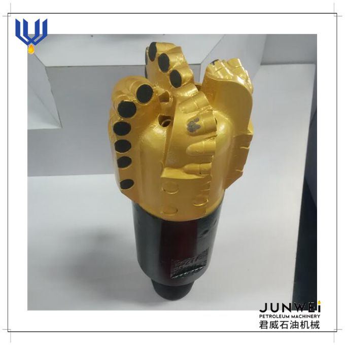 High Quality Durable 9 1/2 Inch 5 Blades Matrix-Body PDC Drill Bit with Golden Color
