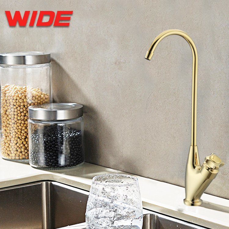 China Ce Certified Home Using Tap Demotic Water Filter Faucet Fancy Gold Plated