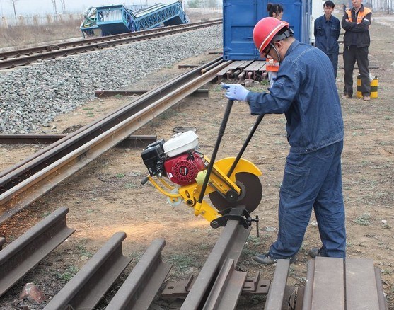 Dqg-3 Electrical Railway Cutting Machine/Rail Cutting Saw