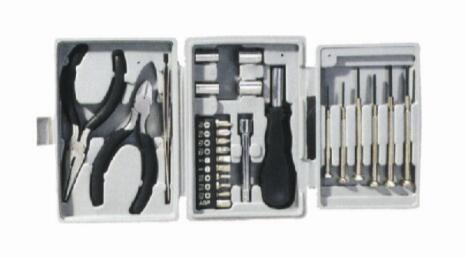 26 PCS Top Seller Less Than 3 USD Household Hardware Tool Set Tool Parts