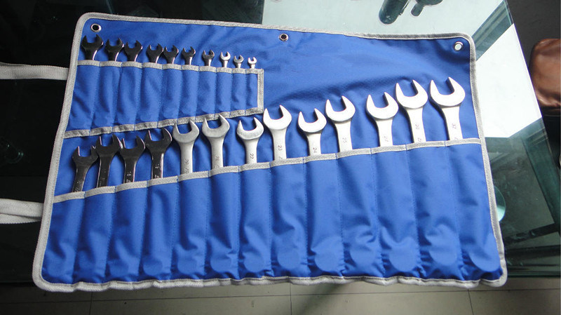 23PCS Professional Combination Wrench Set in a Hang Bag (FY1023C1)