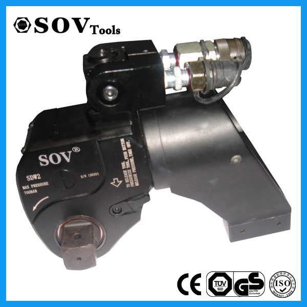 Motorized Hydraulic Torque Wrench with Socket