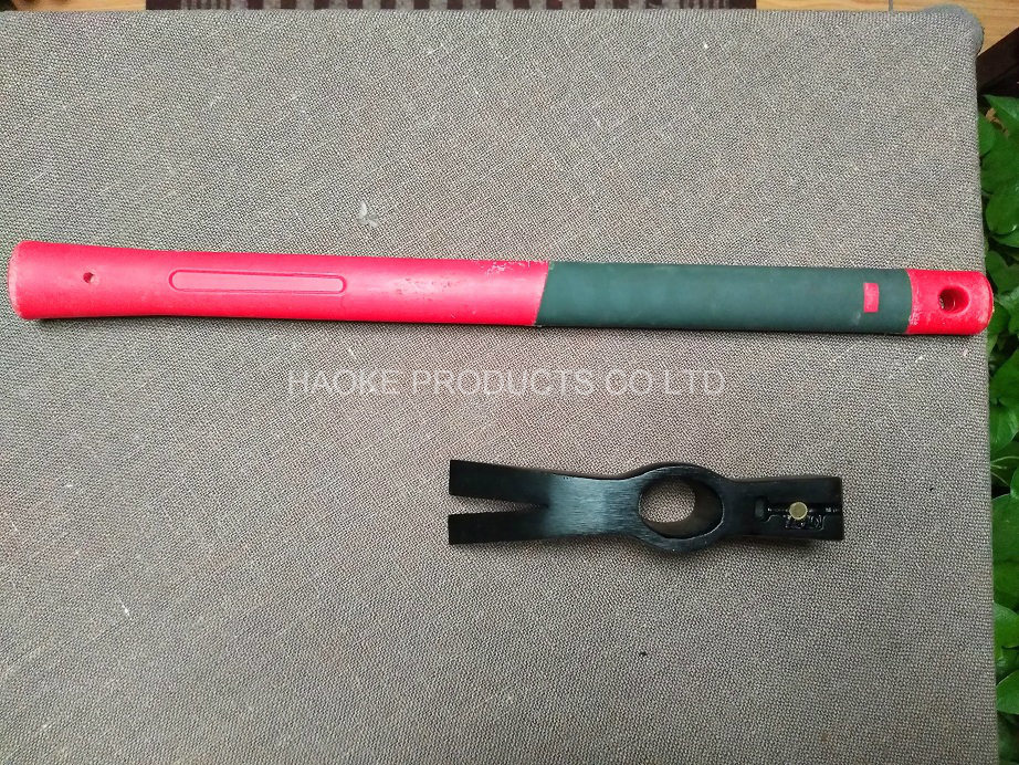 Italy Type Claw Hammer in Hand Tools with Plastic Handle XL0192
