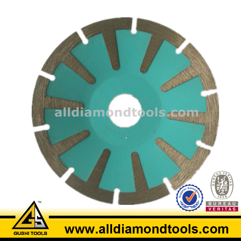 Hhpfc 5 Inch Curved Diamond Saw Blade with Slant Segment for Cutting Stone
