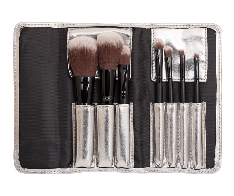 Wholesale 7PCS Portable Cosmetic Brush Set