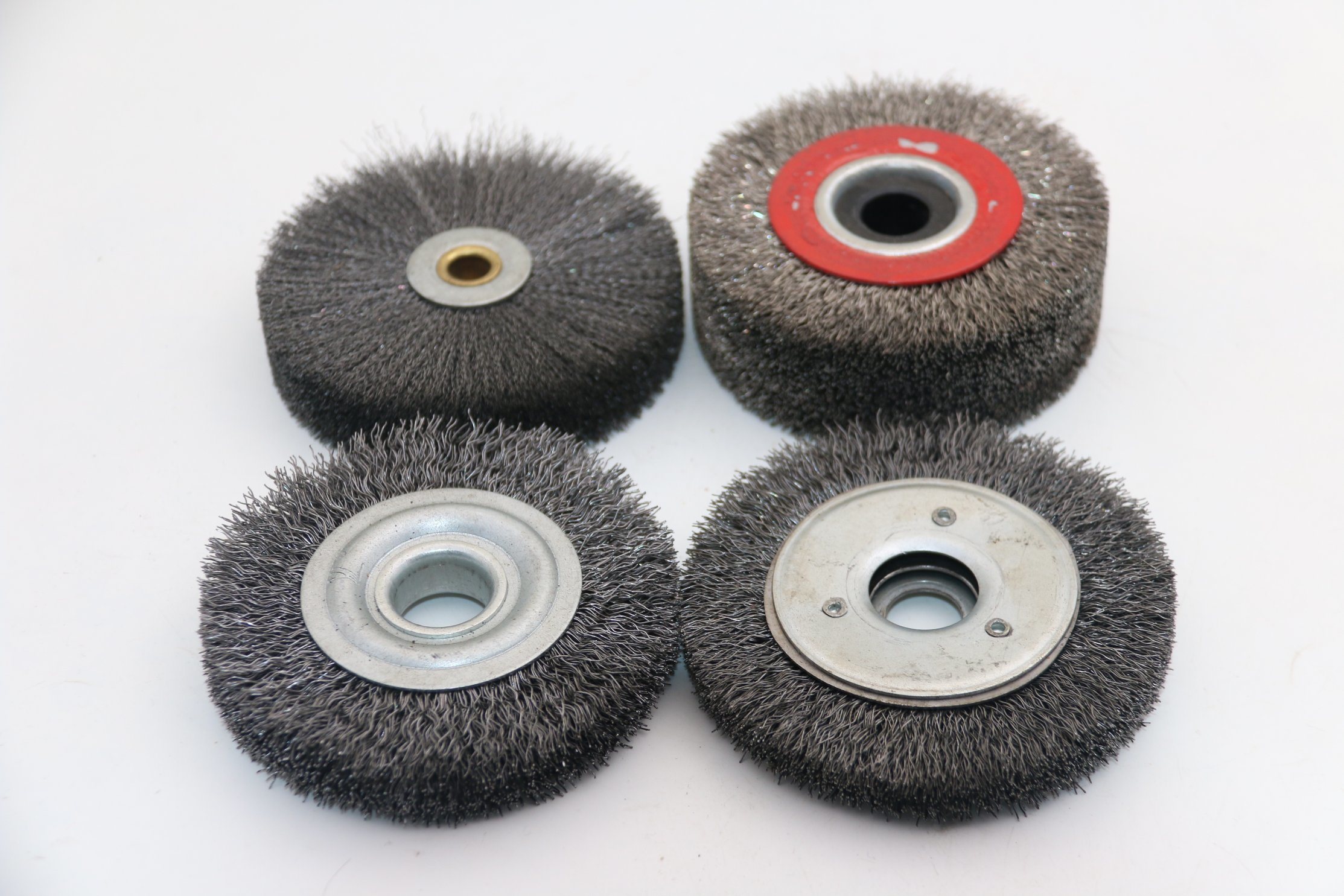 Customised Industrual Brush Crimped Circular Wheel Steel Wire Brush for Polishing or Debrusting