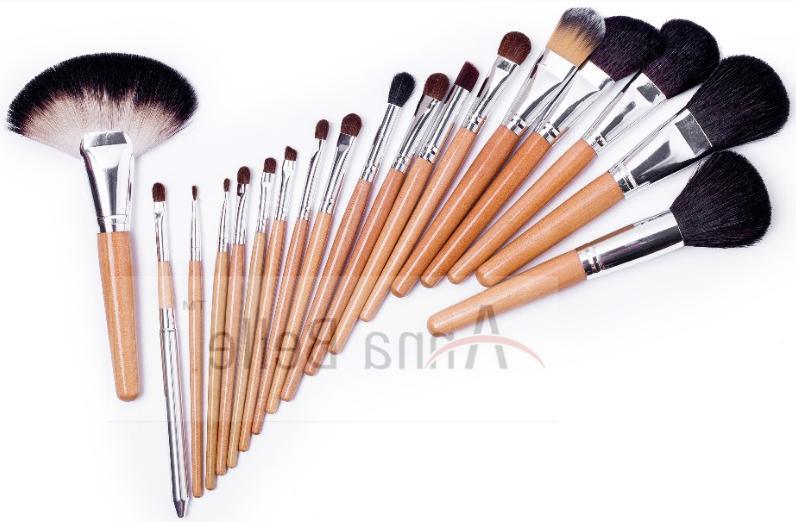 18 PCS Professional Classic Cosmetic Meke-up Brush Set