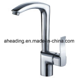 Fashion Brass Body and Zinc Alloy Handle Kitchen Tap