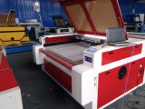 1600*1000mm Auto-Feeding Laser Cutter for Textile Laser Cutting Machine