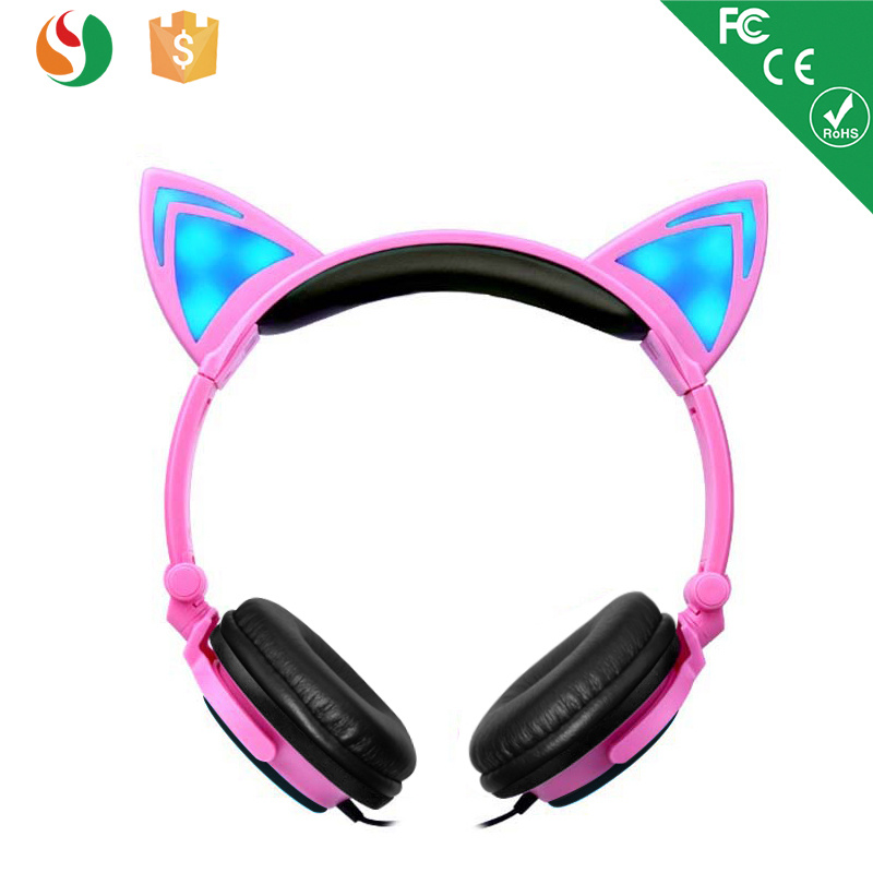 China Manufacturer Promotional Item Wired Stereo LED Light Cat Ear Headphones