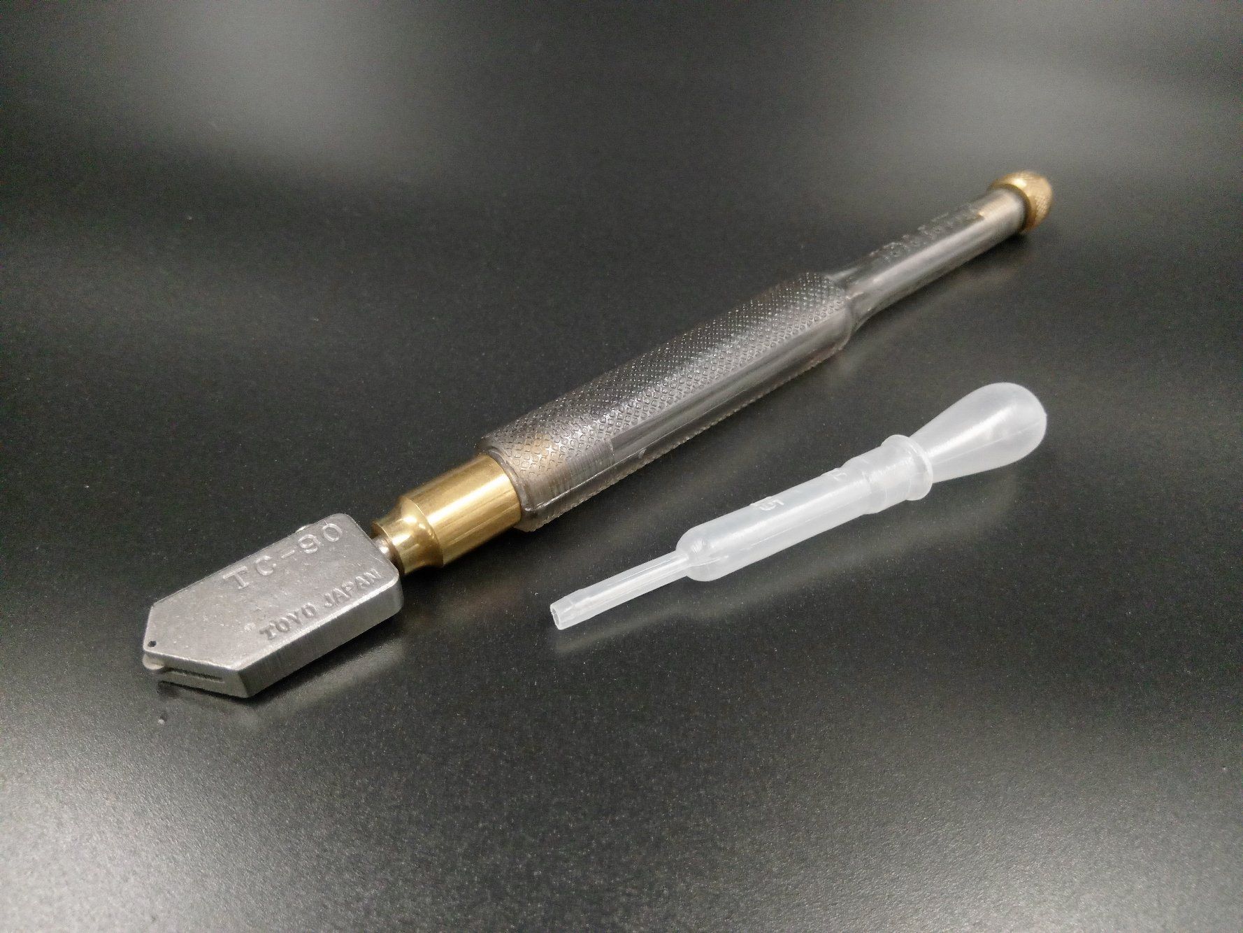 Oil-Feed System Plastic Glass Cutter Hardware