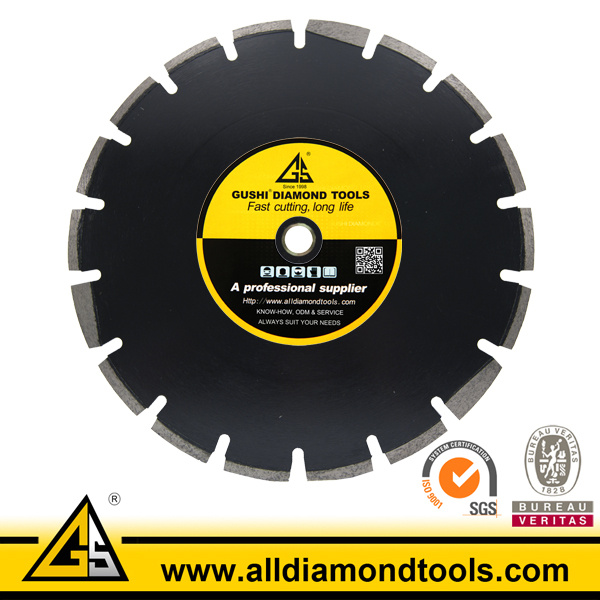 Diamond Saw Blade with Protective Teeth for Asphalt and Green Concrete