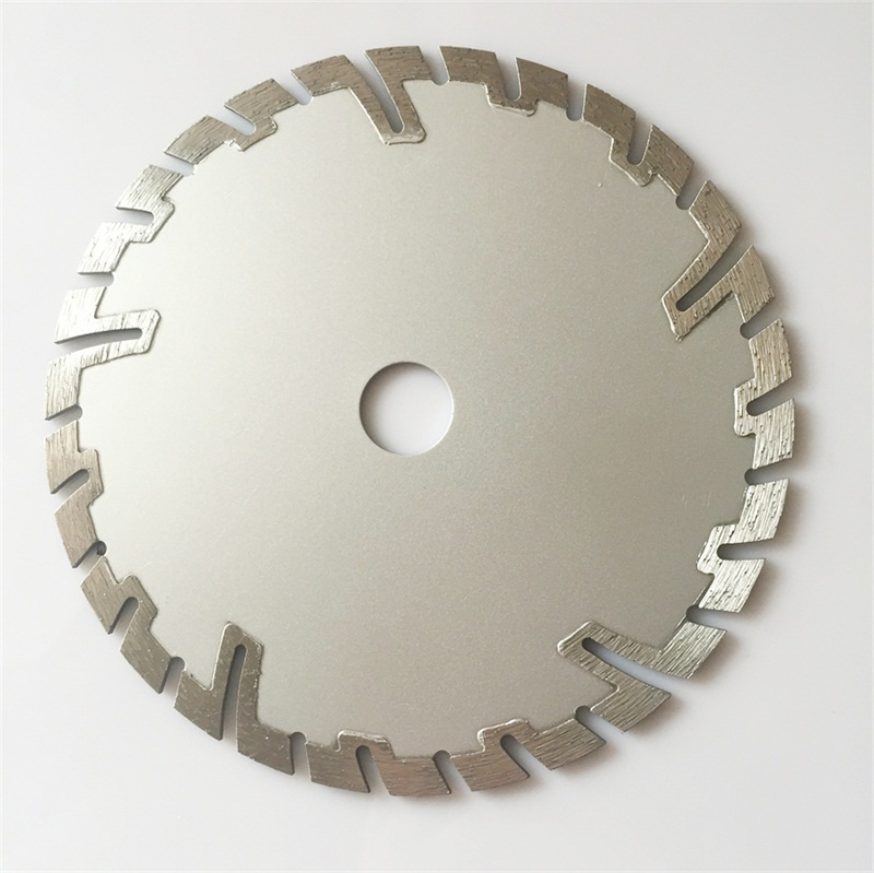 Diamond Saw Blade of Diamerter 7