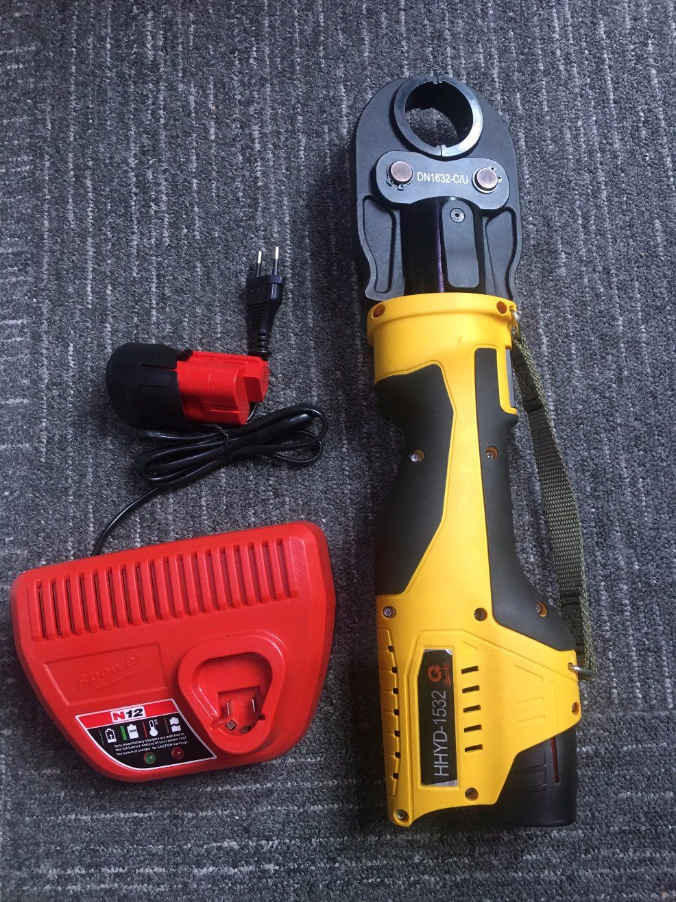 Battery Crimping Tool for Pex Al Pex Pipes 16mm to 32mm (TH or U profile) Pex Press 