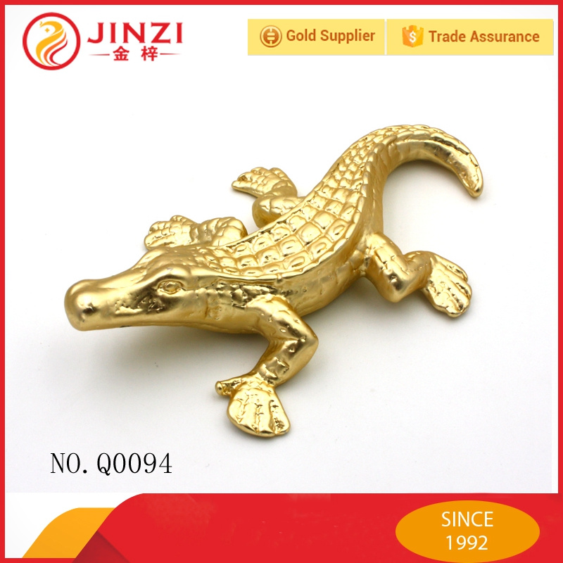 Factory Making Metal Die-Casting Lizard Crocodile Sculpture Hardware