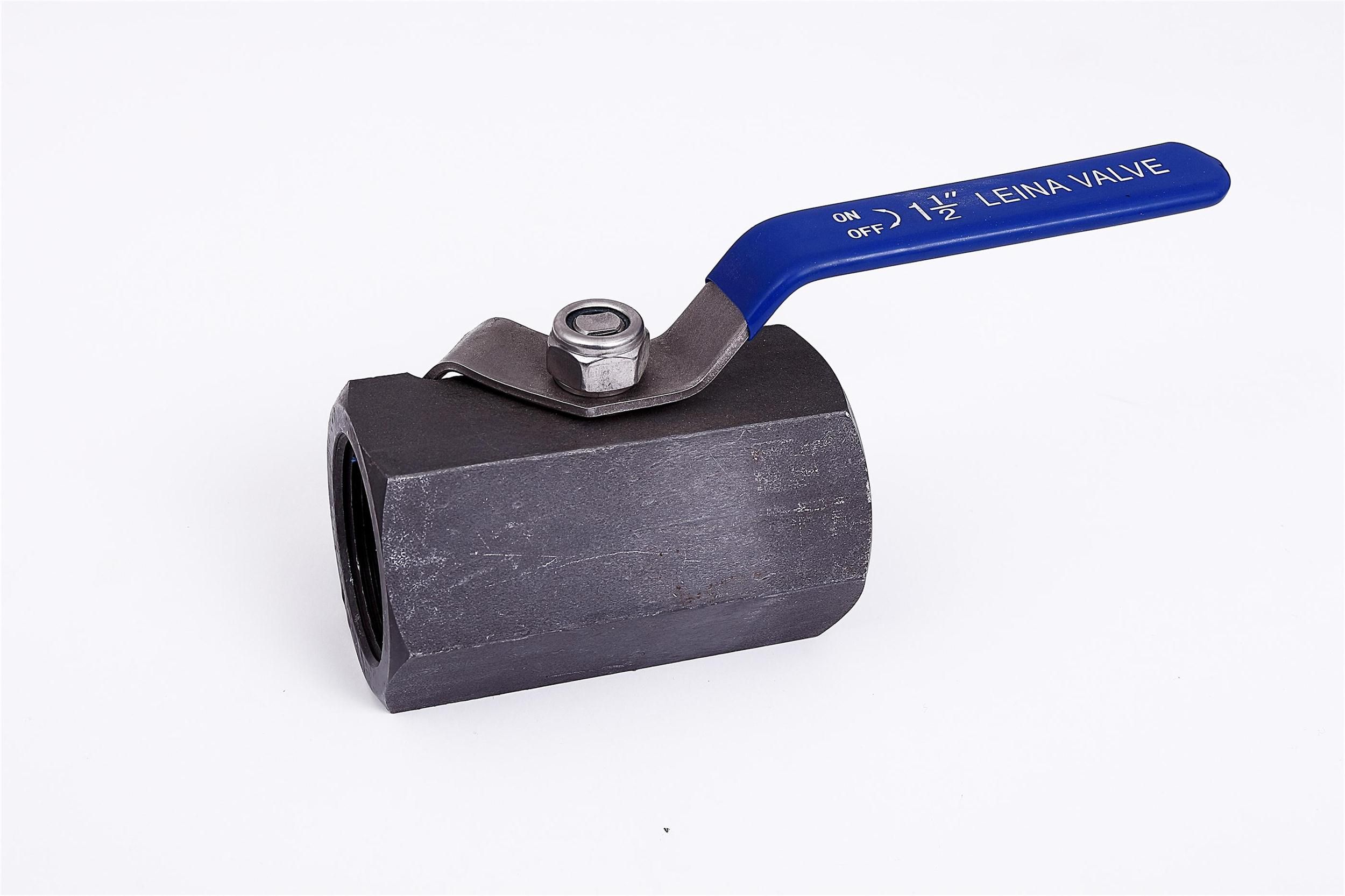 1 PC Ball Valve Hexagon Type 2000wog Wcb