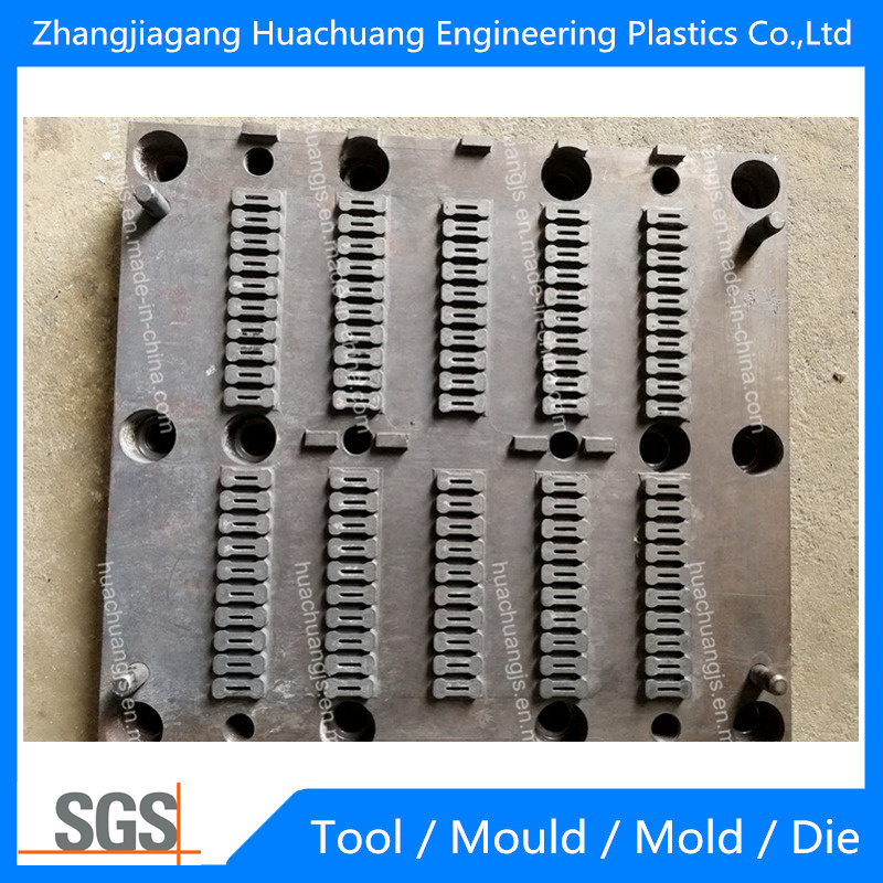 Mold Used in Thermal Barrier Strip Extruding Machine