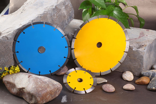 Cut Segmented Diamond Saw Blade