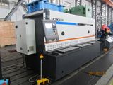 Hydraulic Guillotine Shear/Shearing Machine/Metal Cutting Machine (QC11Y-8X2500)