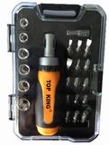 15PC Ratchet Handle, Bits and Socket Set