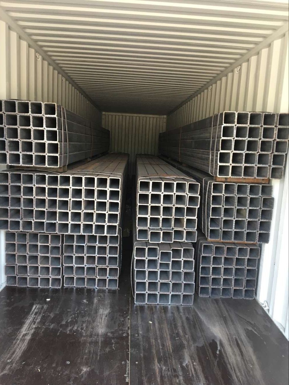 Hot Sale Hot-DIP Galvanized Steel Pipe/Steel Tube/Welded Square Pipe